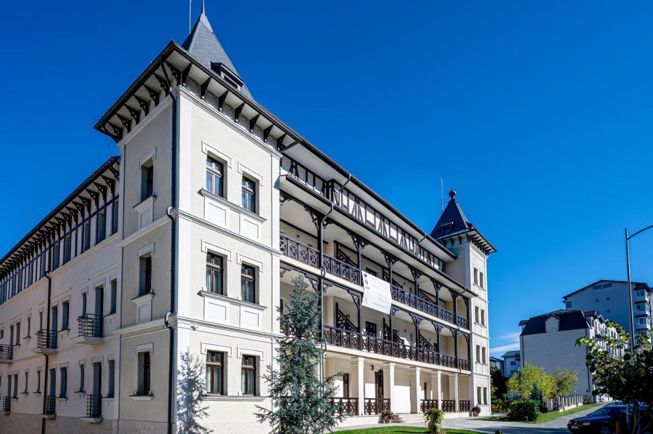 Hotel Carolin Călimăneşti Εξωτερικό φωτογραφία