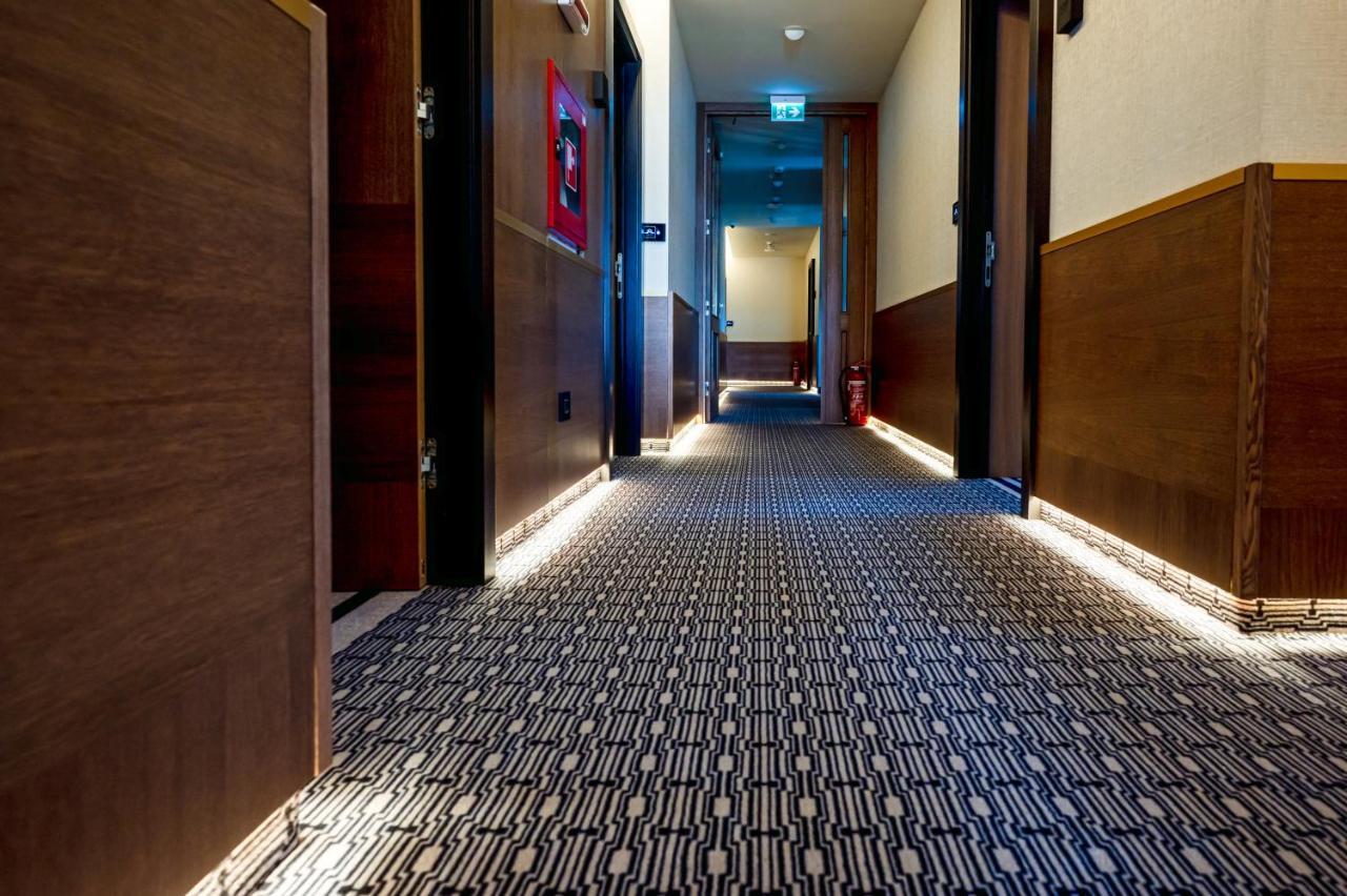 Hotel Carolin Călimăneşti Εξωτερικό φωτογραφία