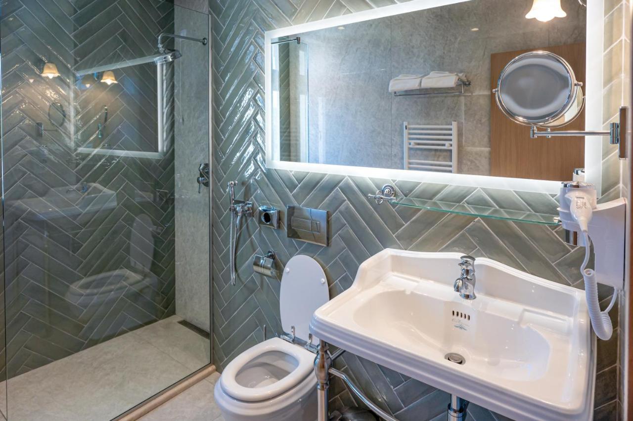 Hotel Carolin Călimăneşti Εξωτερικό φωτογραφία