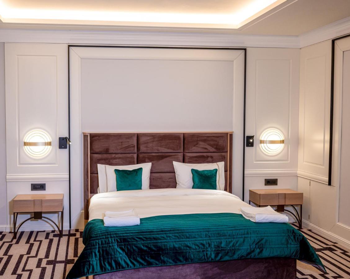 Hotel Carolin Călimăneşti Εξωτερικό φωτογραφία